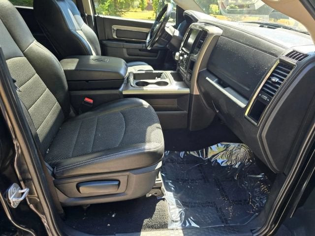 2016 RAM 1500 Sport