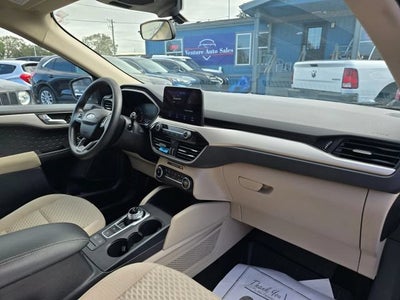 2020 Ford Escape SE