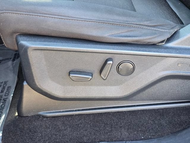 2022 Ford F-150 XLT Pickup 4D 5 1/2 ft