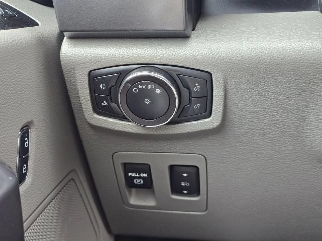 2019 Ford F-150 XLT Pickup 4D 6 1/2 ft