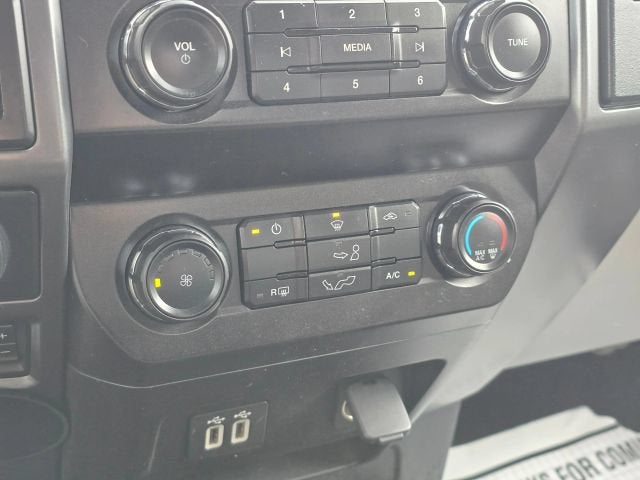 2019 Ford F-150 XLT Pickup 4D 6 1/2 ft