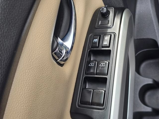 2016 Nissan Titan XD SL