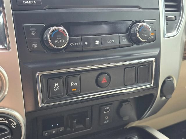 2016 Nissan Titan XD SL
