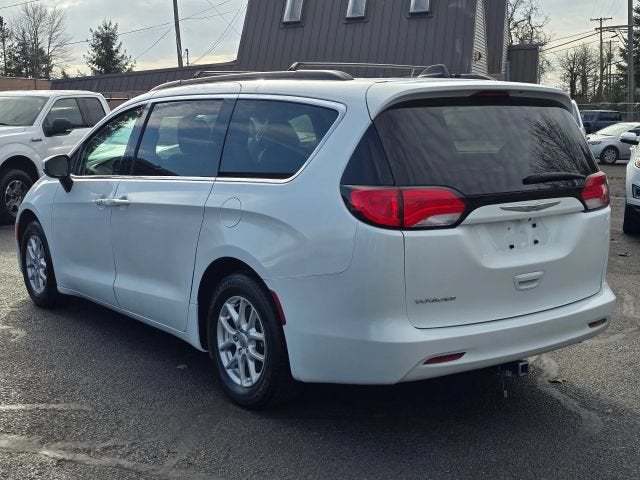 2021 Chrysler Voyager LXI