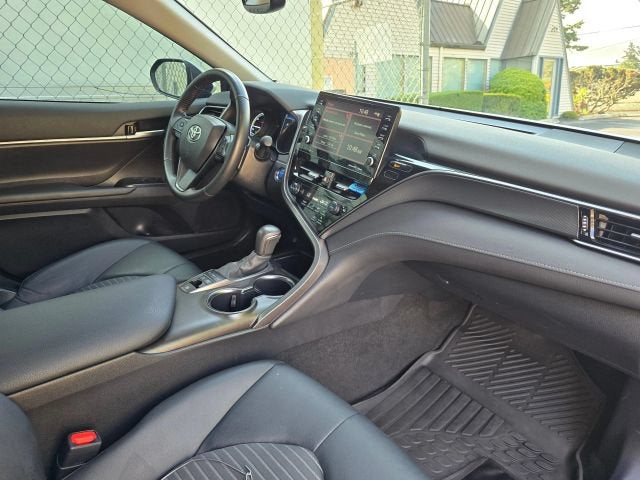 2024 Toyota Camry SE Sedan 4D