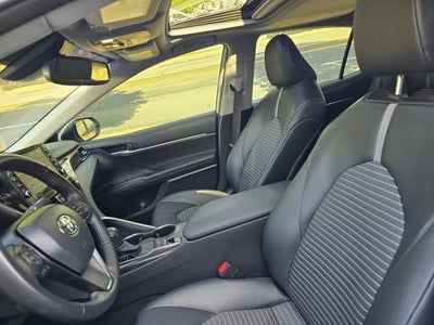 2024 Toyota Camry SE Sedan 4D