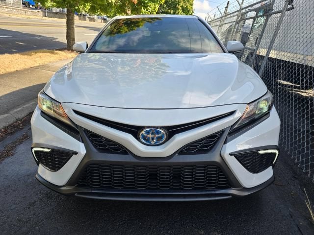 2024 Toyota Camry SE Sedan 4D