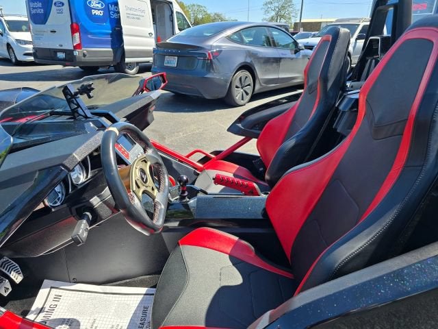 2016 Polaris Slingshot SL Base