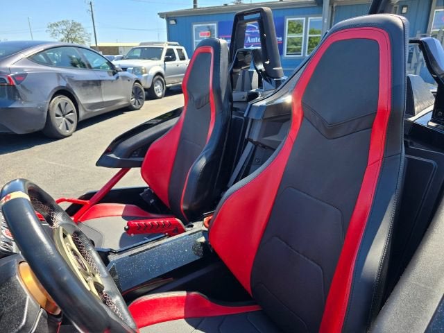2016 Polaris Slingshot SL Base
