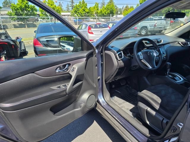 2016 Nissan Rogue S Sport Utility 4D