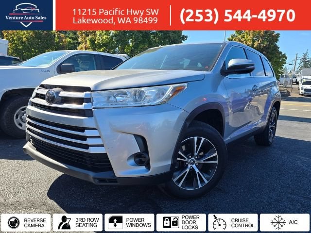 2019 Toyota Highlander LE Sport Utility 4D