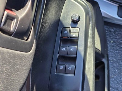 2019 Toyota Highlander LE Sport Utility 4D