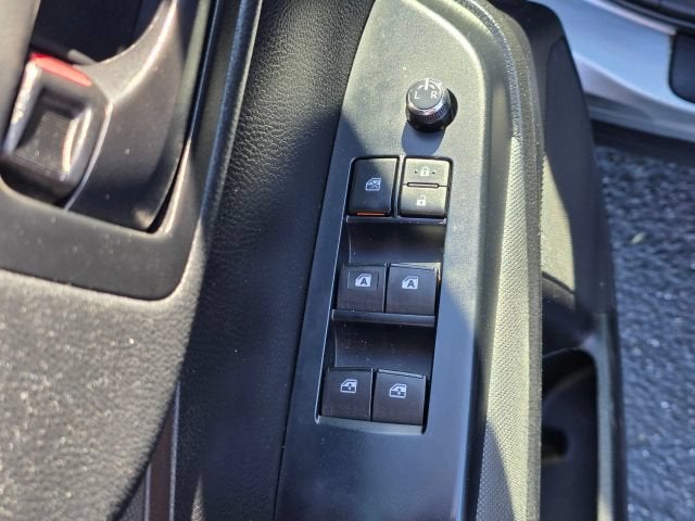 2019 Toyota Highlander LE Sport Utility 4D