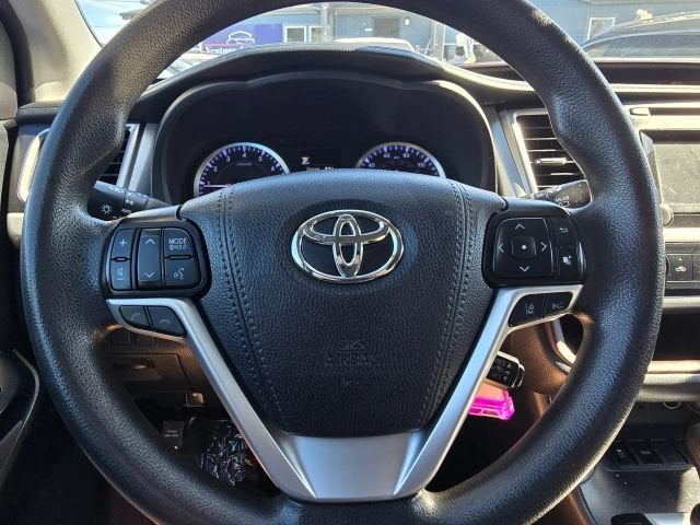 2019 Toyota Highlander LE Sport Utility 4D