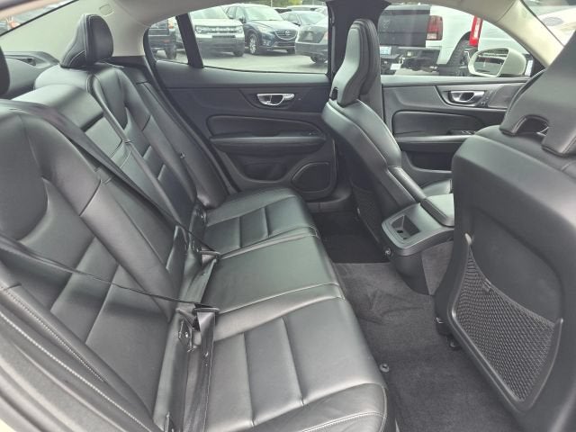 2019 Volvo S60 Momentum