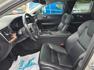 2019 Volvo S60 Momentum