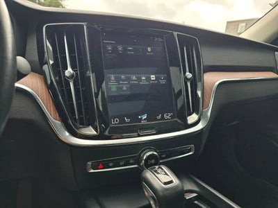 2019 Volvo S60 Momentum