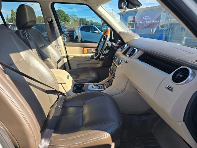 2015 Land Rover LR4 LUX