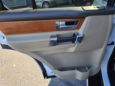 2015 Land Rover LR4 LUX