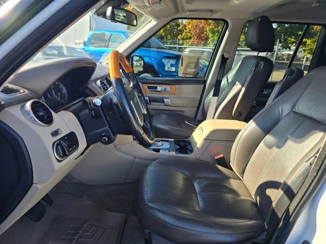 2015 Land Rover LR4 LUX