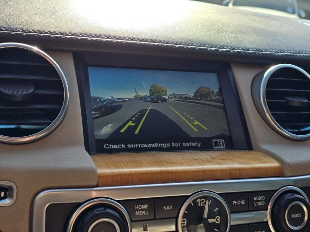2015 Land Rover LR4 LUX