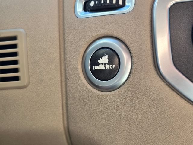 2015 Land Rover LR4 LUX