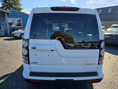 2015 Land Rover LR4 LUX