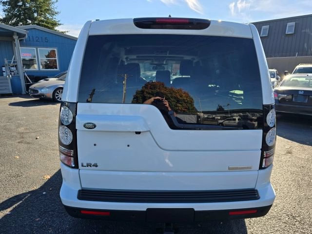 2015 Land Rover LR4 LUX