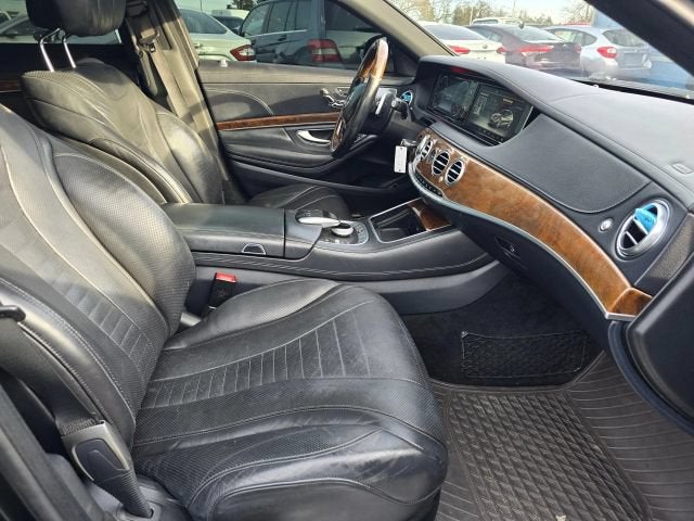 2015 Mercedes-Benz S-Class S 550