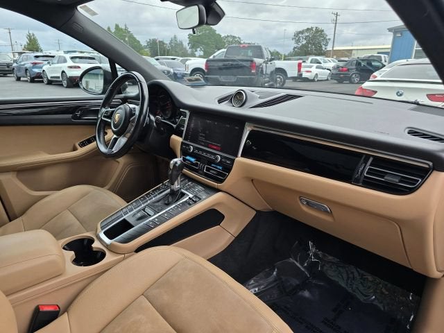 2019 Porsche Macan Sport Utility 4D