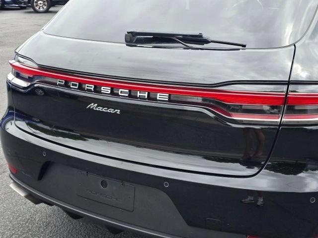 2019 Porsche Macan Sport Utility 4D