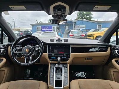 2019 Porsche Macan Sport Utility 4D