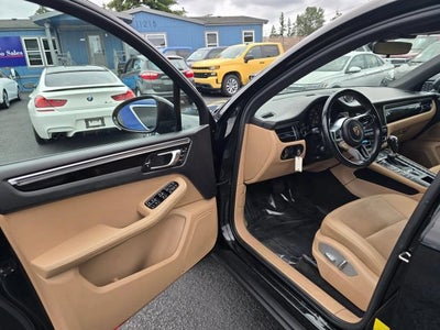 2019 Porsche Macan Sport Utility 4D
