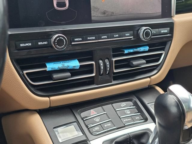 2019 Porsche Macan Sport Utility 4D
