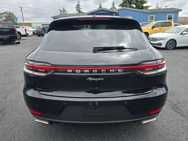 2019 Porsche Macan Sport Utility 4D