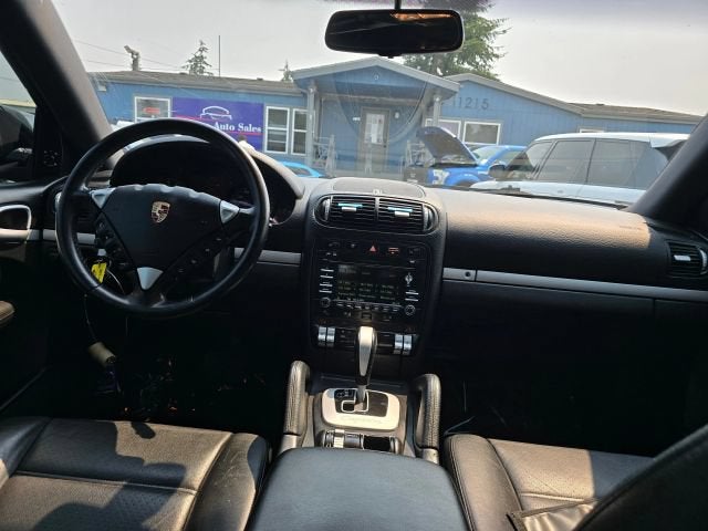 2010 Porsche Cayenne Sport Utility 4D