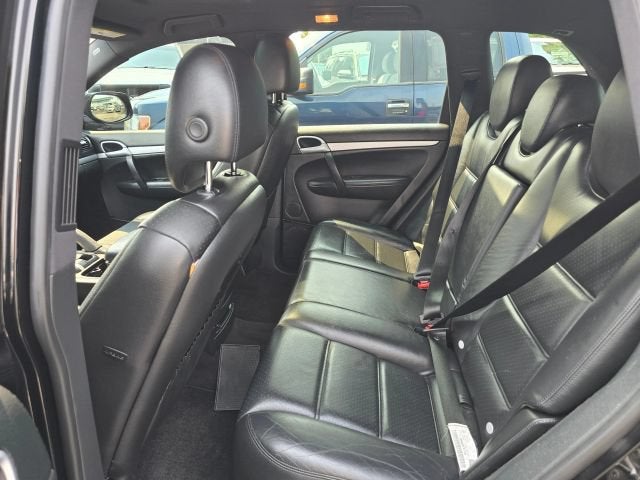 2010 Porsche Cayenne Sport Utility 4D