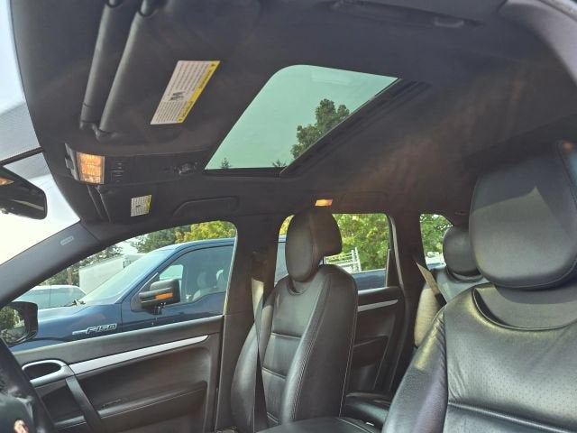 2010 Porsche Cayenne Sport Utility 4D